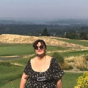 Meet your Posher, Siranush